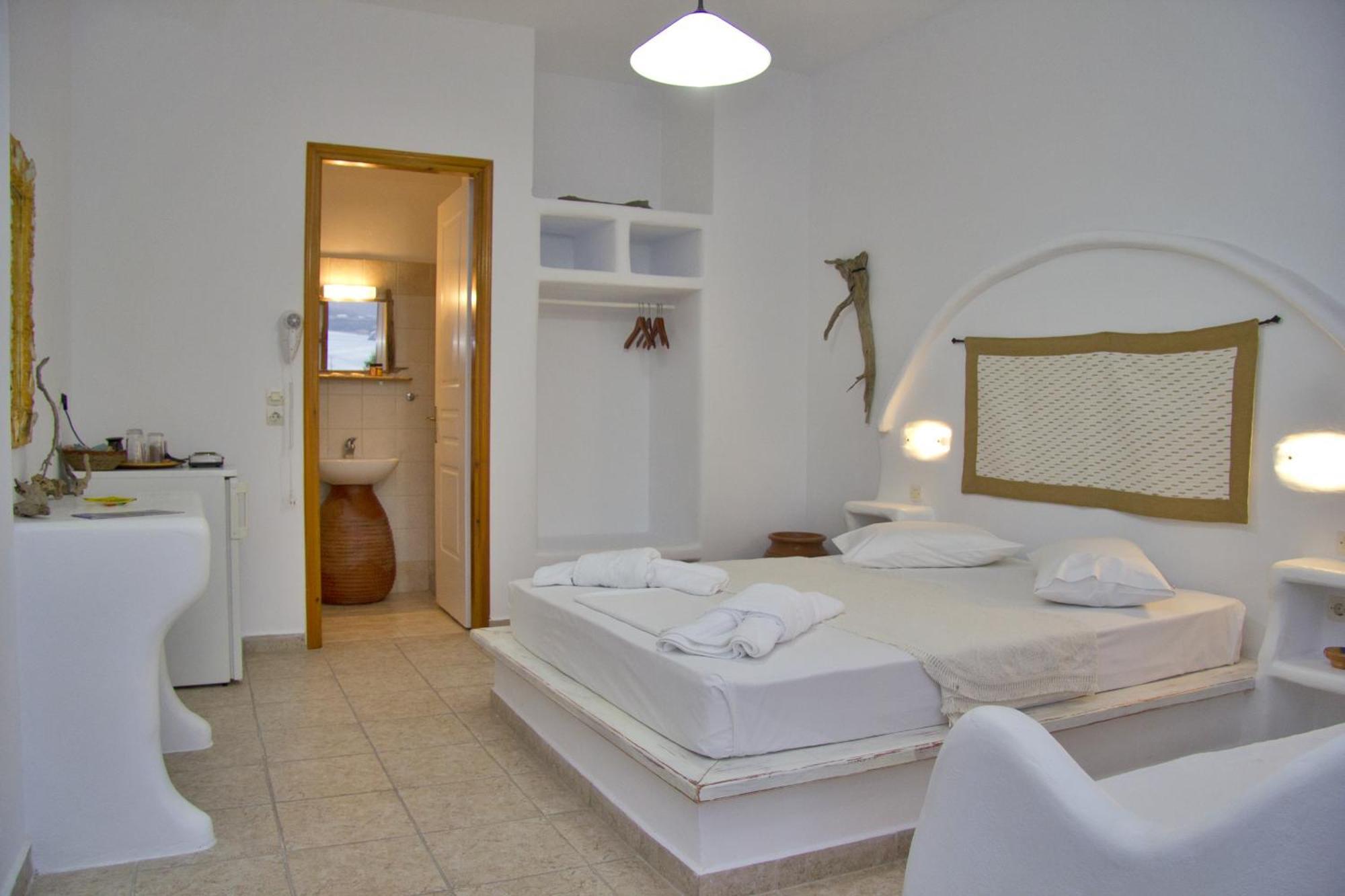 Margaritari Studios Milos آداماس الغرفة الصورة