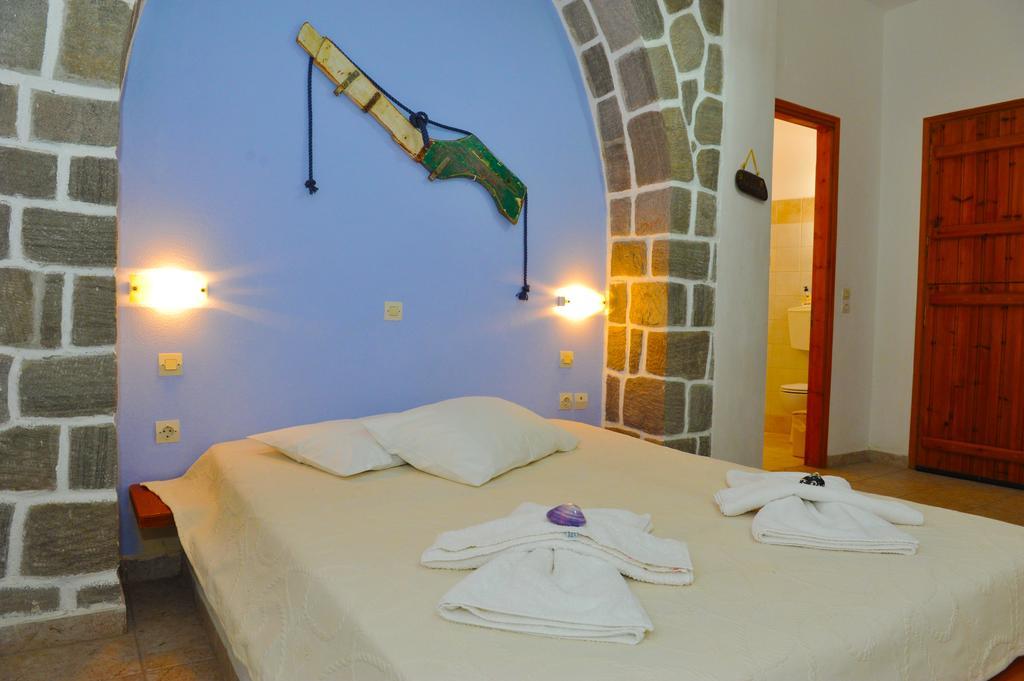 Margaritari Studios Milos آداماس الغرفة الصورة